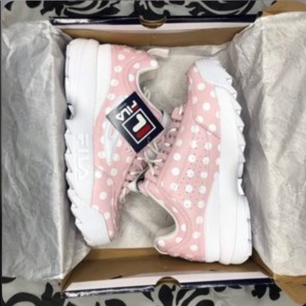 ✨🌷PINK SUPER CUTE POLKA DOT FILAS 🌷✨